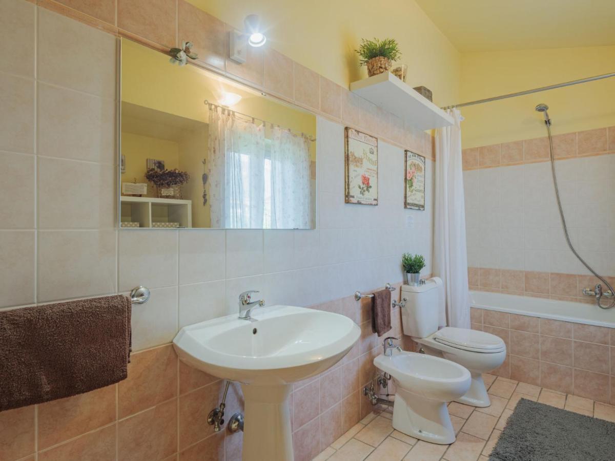 Holiday Home Giuliana By Interhome 马萨 外观 照片
